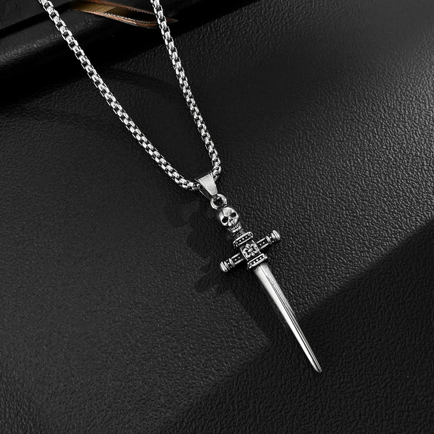 Men’s Skull Cross Sword Pendant Necklace – Retro Punk Stainless Steel Jewelry