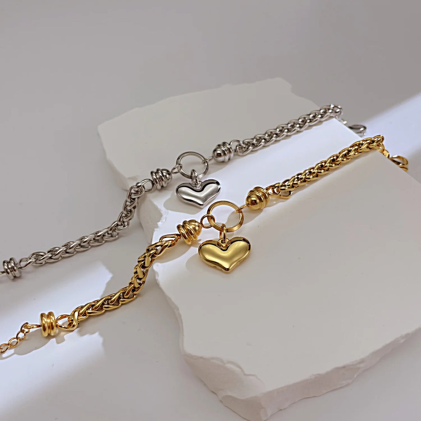 Trendy Heart Stainless Steel Bracelet for Women – High-End Titanium Steel Fashion Jewelry