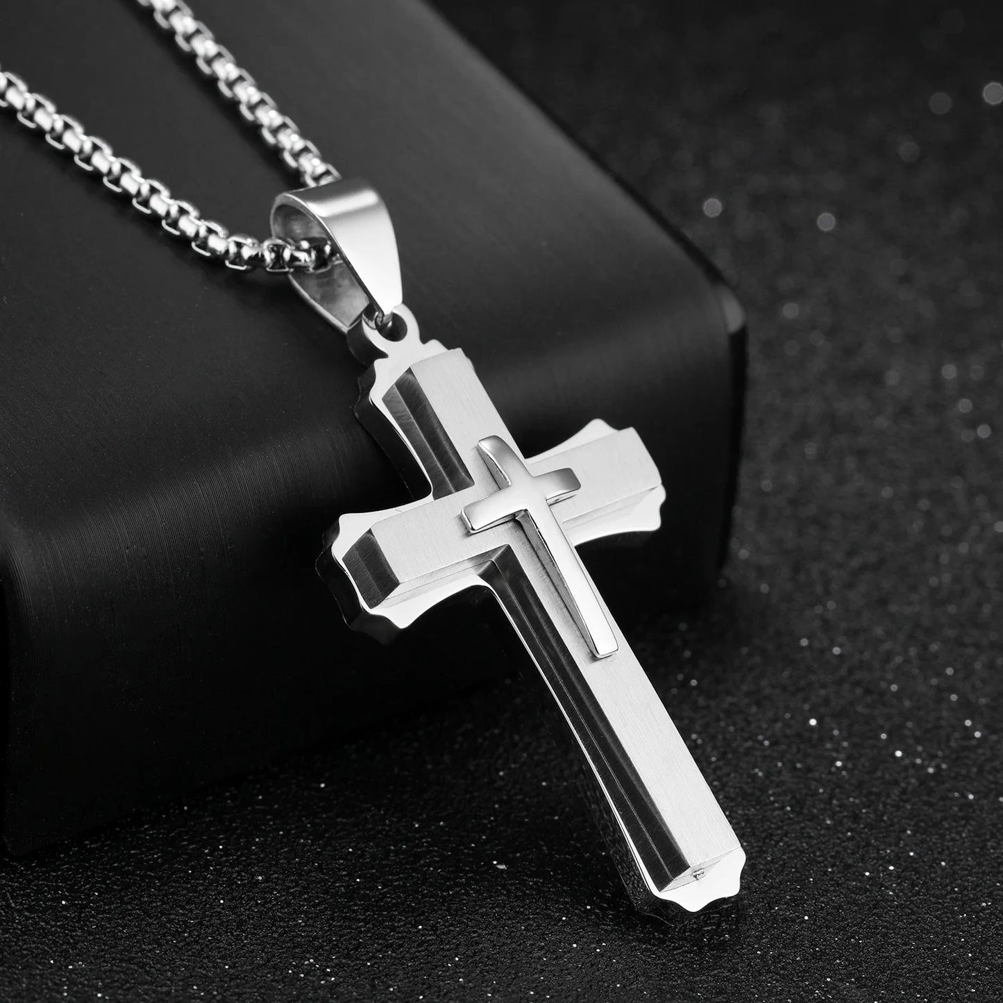 Men’s Triple Layer Cross Necklace – Vintage Titanium Steel Chain with Bold Gothic Style, Gift for Husband, Dad or Boyfriend