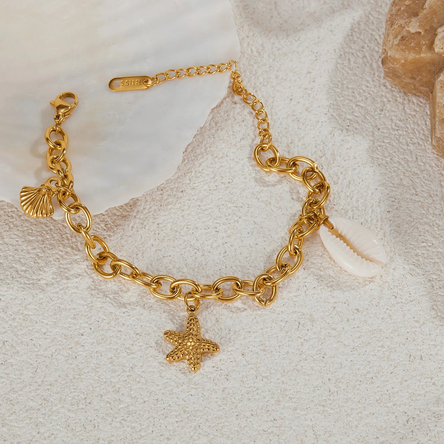 Ocean Starfish Shell Bracelet for Women – Elegant Stainless Steel Luxury Chain Jewelry