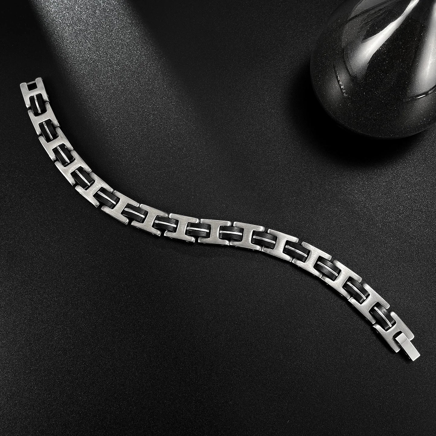 Menโs Punk Style Stainless Steel Bracelet โ Retro Titanium Steel Fashion Wristband for Bold Urban Looks