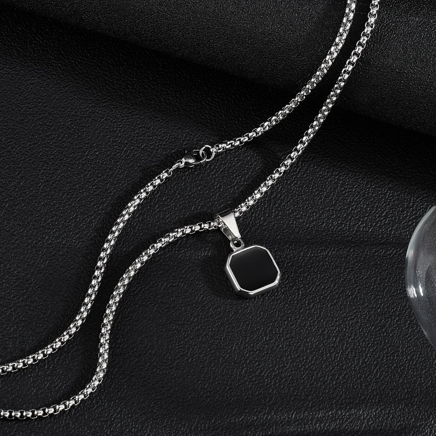 Men’s Geometric Block Pendant Necklace – Minimalist Stainless Steel Drip Enamel Hip Hop Jewelry