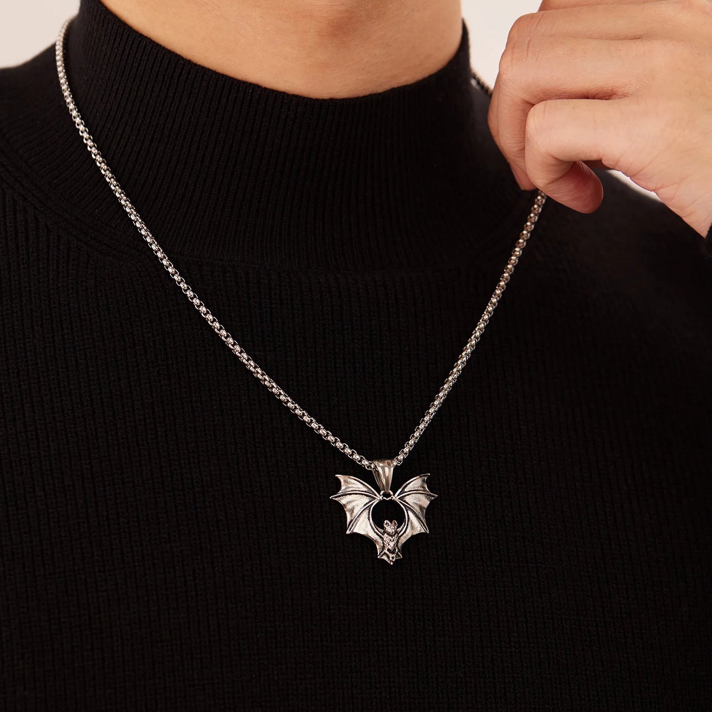 Men’s Bat Pendant Necklace – Gothic Punk Stainless Steel Chain with Creative Hip Hop Style