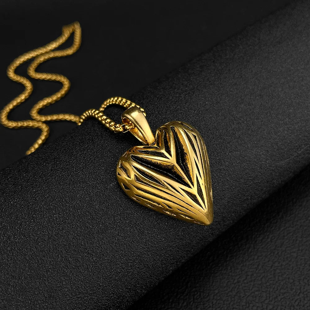 Men’s Forged Heart Pendant Necklace – Hip Hop Vintage Punk Style Stainless Steel Chain