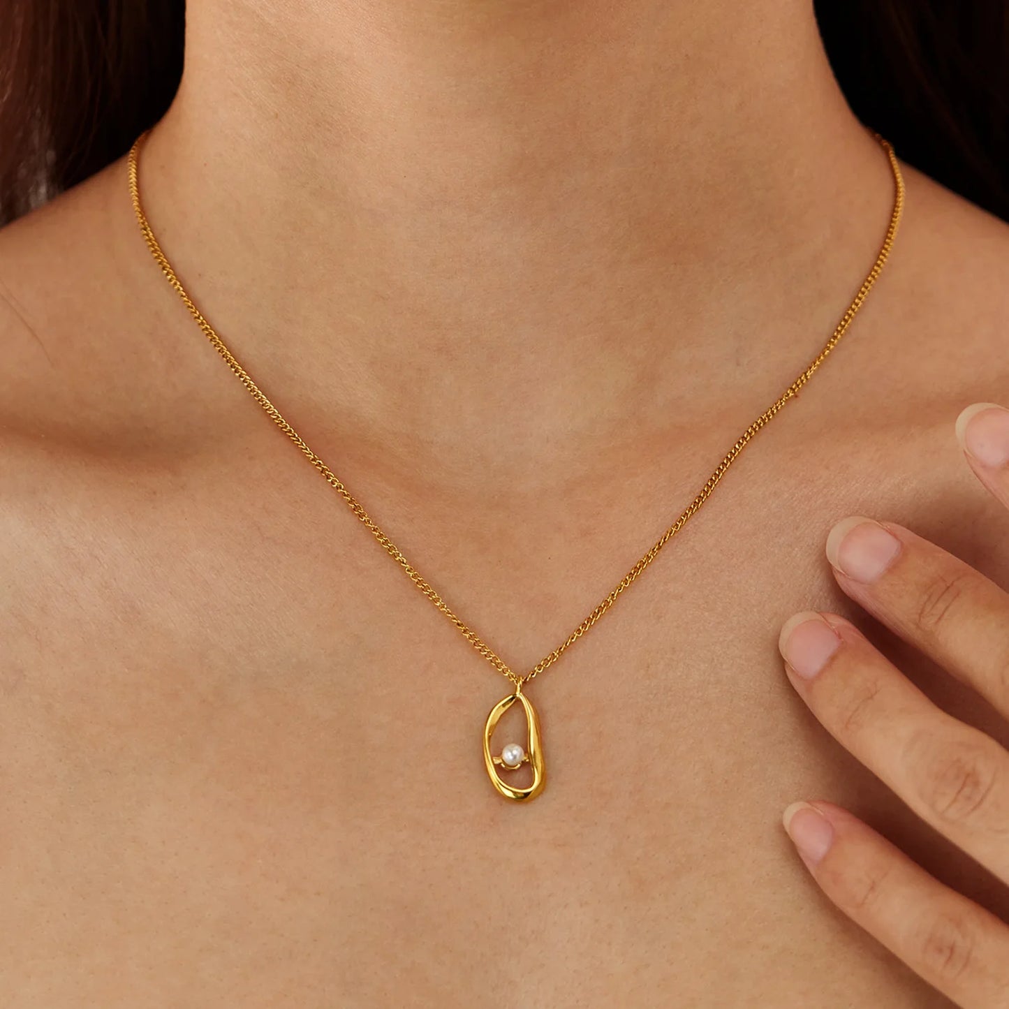 Geometric Pearl Pendant Necklace for Women – Trendy Irregular Stainless Steel Choker Chain
