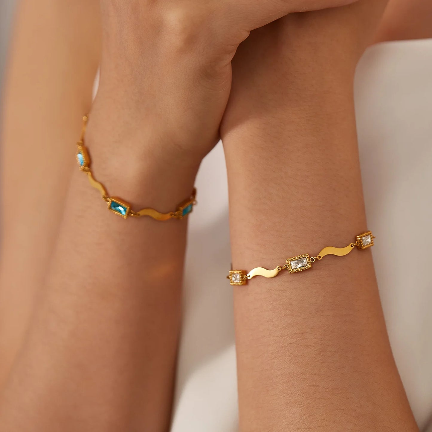 French Style Minimalist Blue Crystal Bracelet – Square Glass Zircon Charm Women’s Stainless Steel Gold-Plated Chain Jewelry