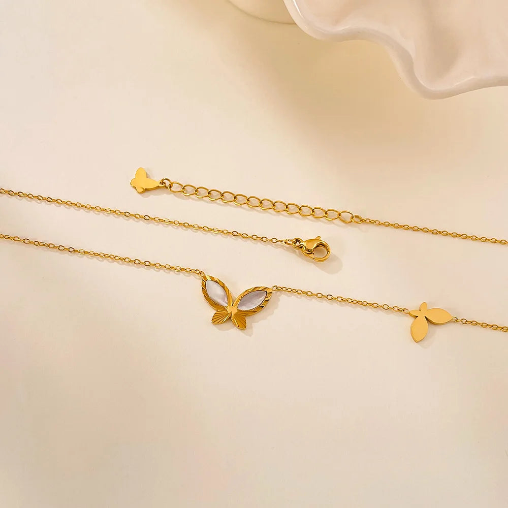 Elegant Butterfly Pendant Necklace for Women – Stainless Steel & Mother-of-Pearl Delicate Clavicle Chain