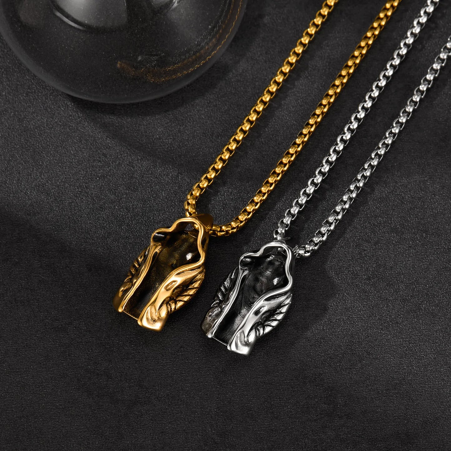Men’s Assassin Cloak Pendant Necklace – Retro Punk Style Stainless Steel Hooded Cape Jewelry