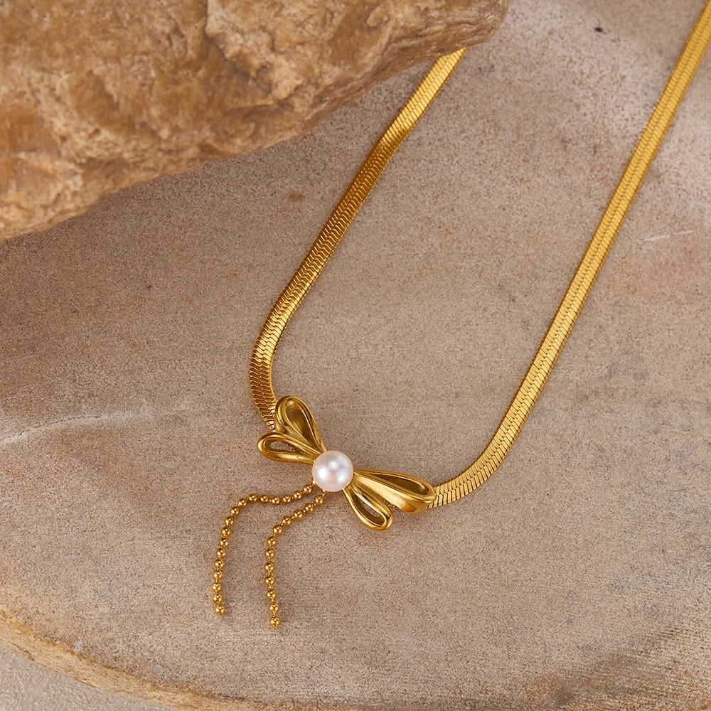 Elegant Stainless Steel Bow Necklace for Women – Minimalist Chic Titanium Steel Jewelry