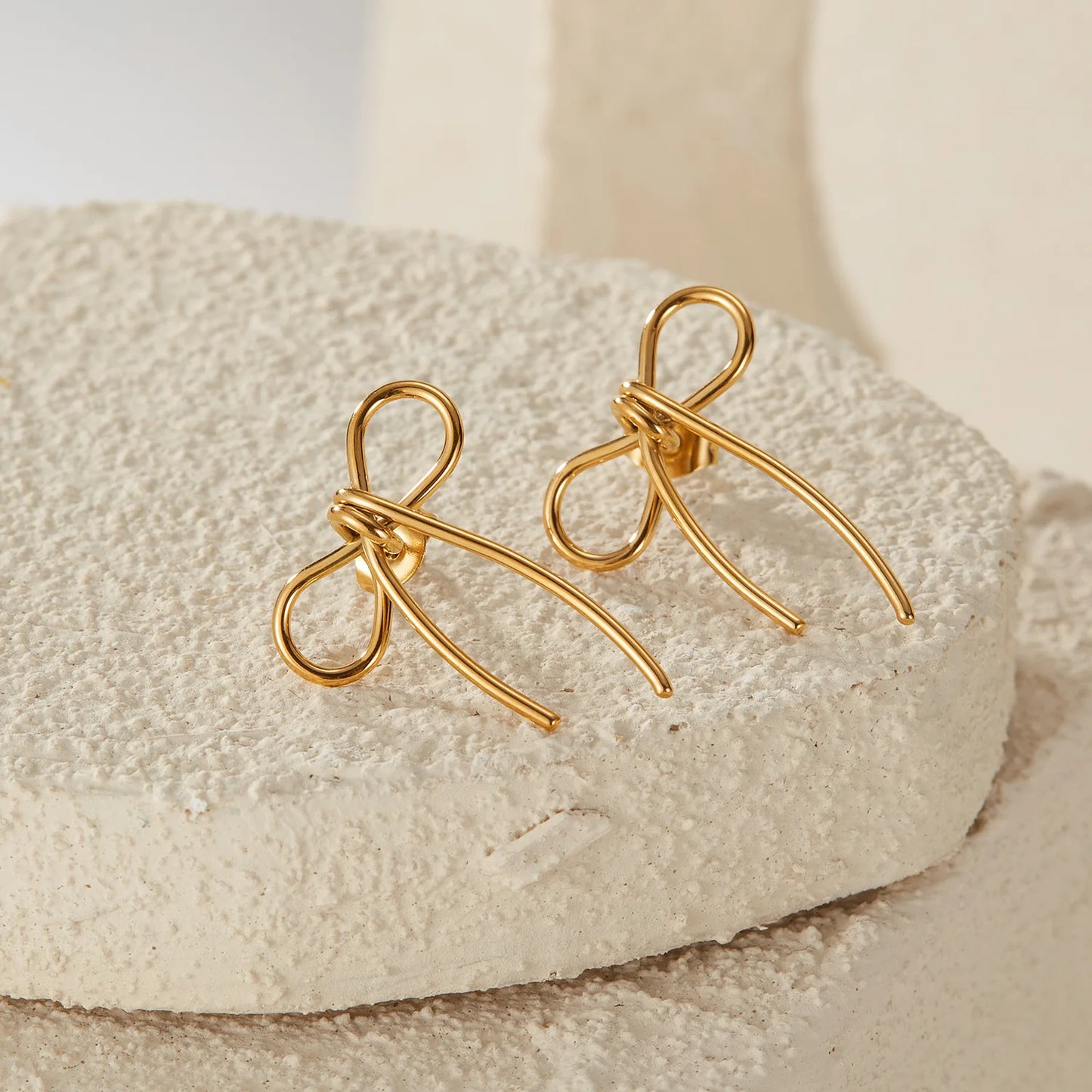 Minimalist Stainless Steel Bow Earrings for Women – Creative INS Style Statement Jewelry