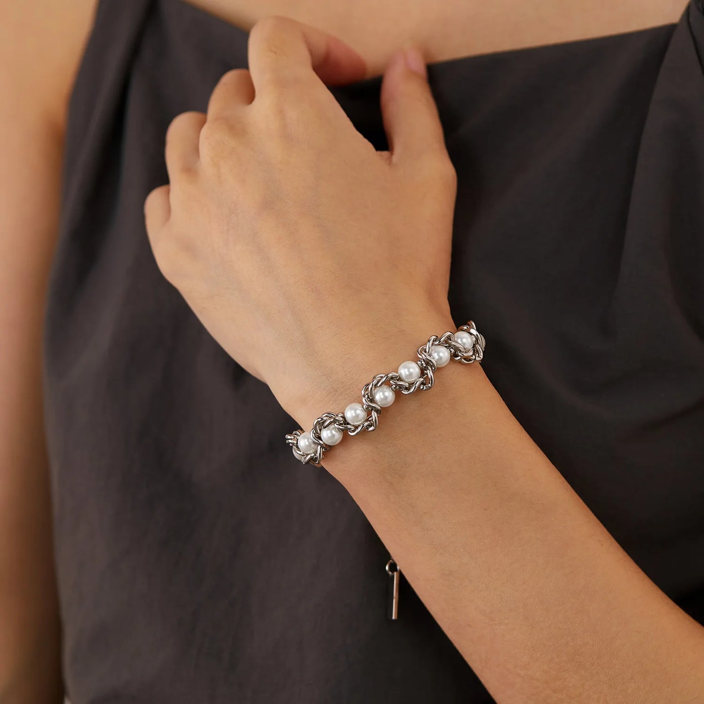Trendy Pearl Wrap Chain Bracelet for Women – Creative Stainless Steel Design Jewelry