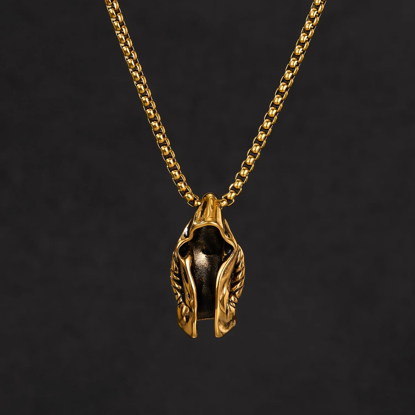 Men’s Assassin Cloak Pendant Necklace – Retro Punk Style Stainless Steel Hooded Cape Jewelry