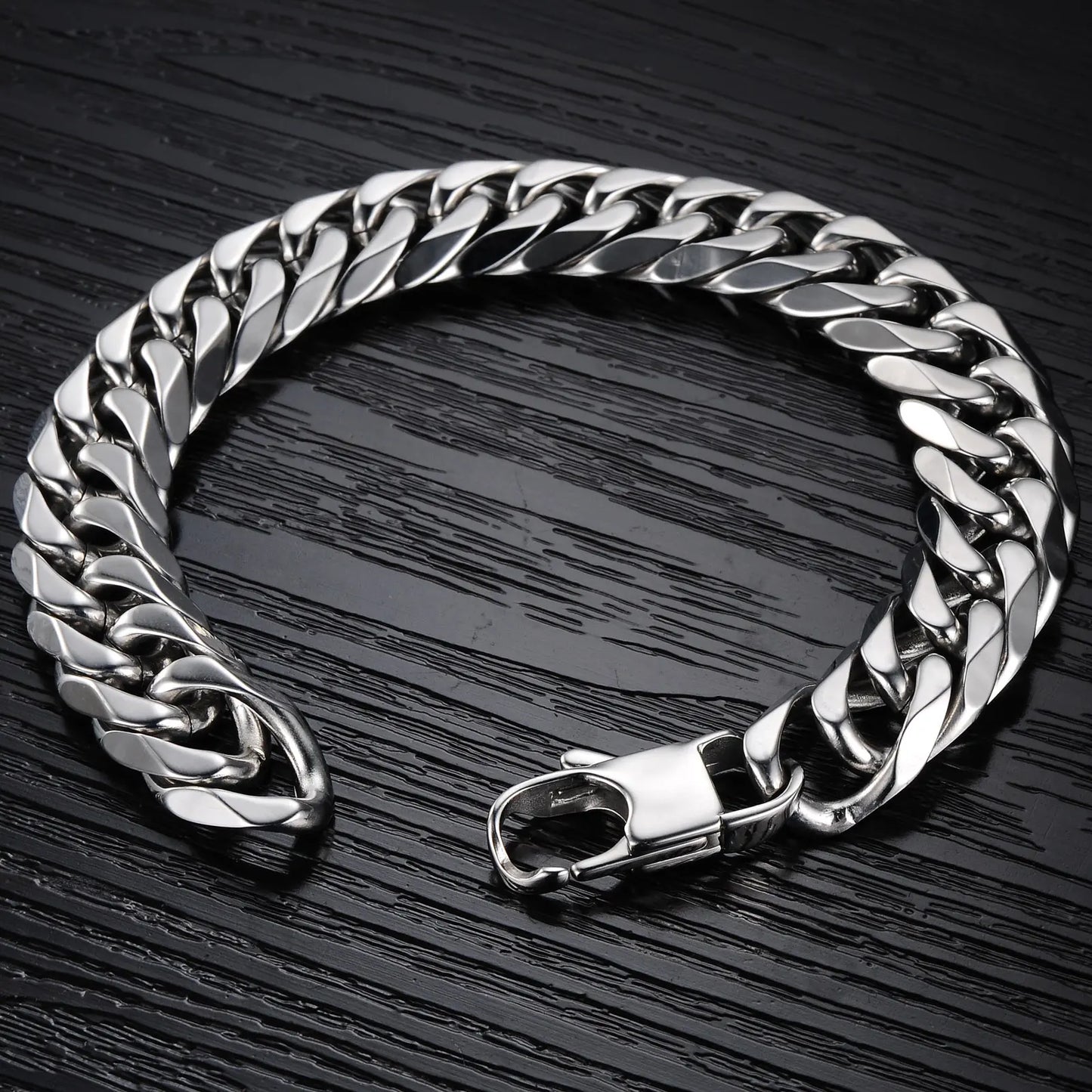 Men’s Hip Hop Cuban Chain Bracelet – Chunky Titanium Steel Link Wristband, Bold & Versatile Street Style