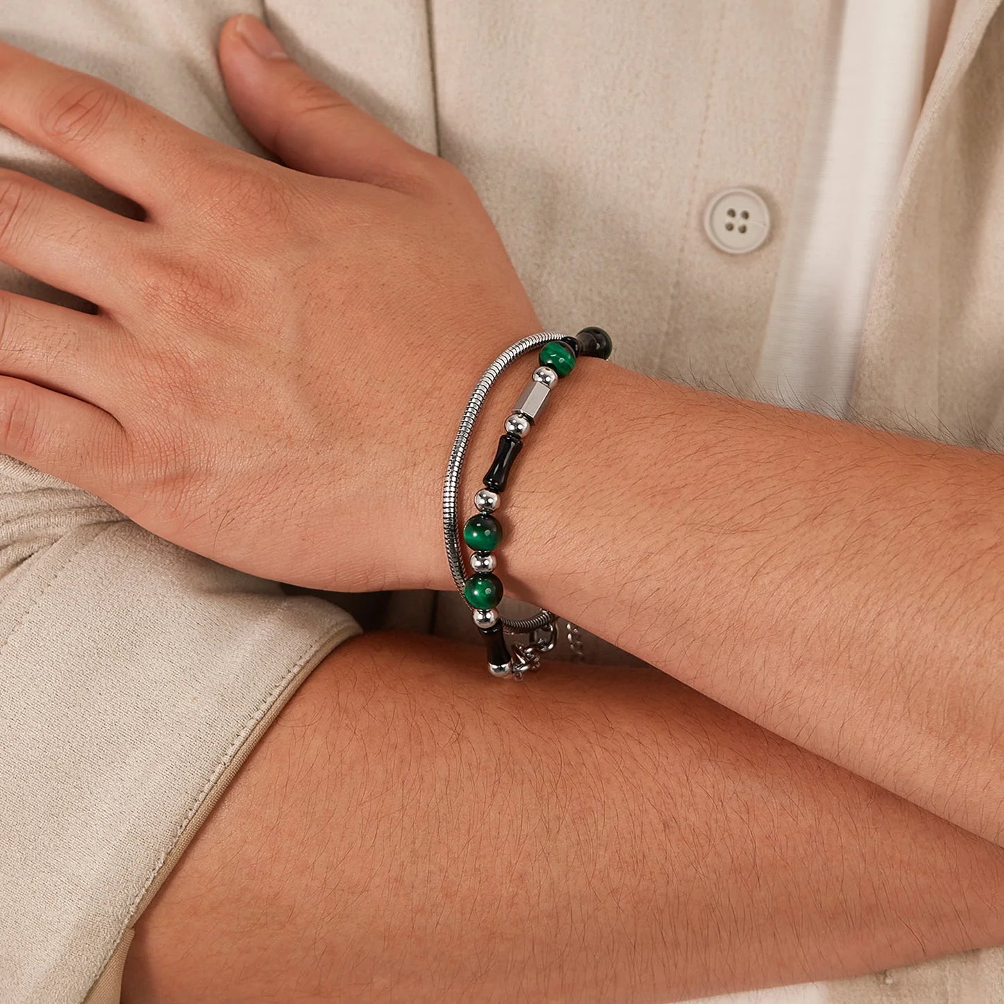 Men’s Double-Layer Green Tiger Eye Bracelet – Retro Stainless Steel Beaded Wristband with Black Bamboo Beads, High-End Design