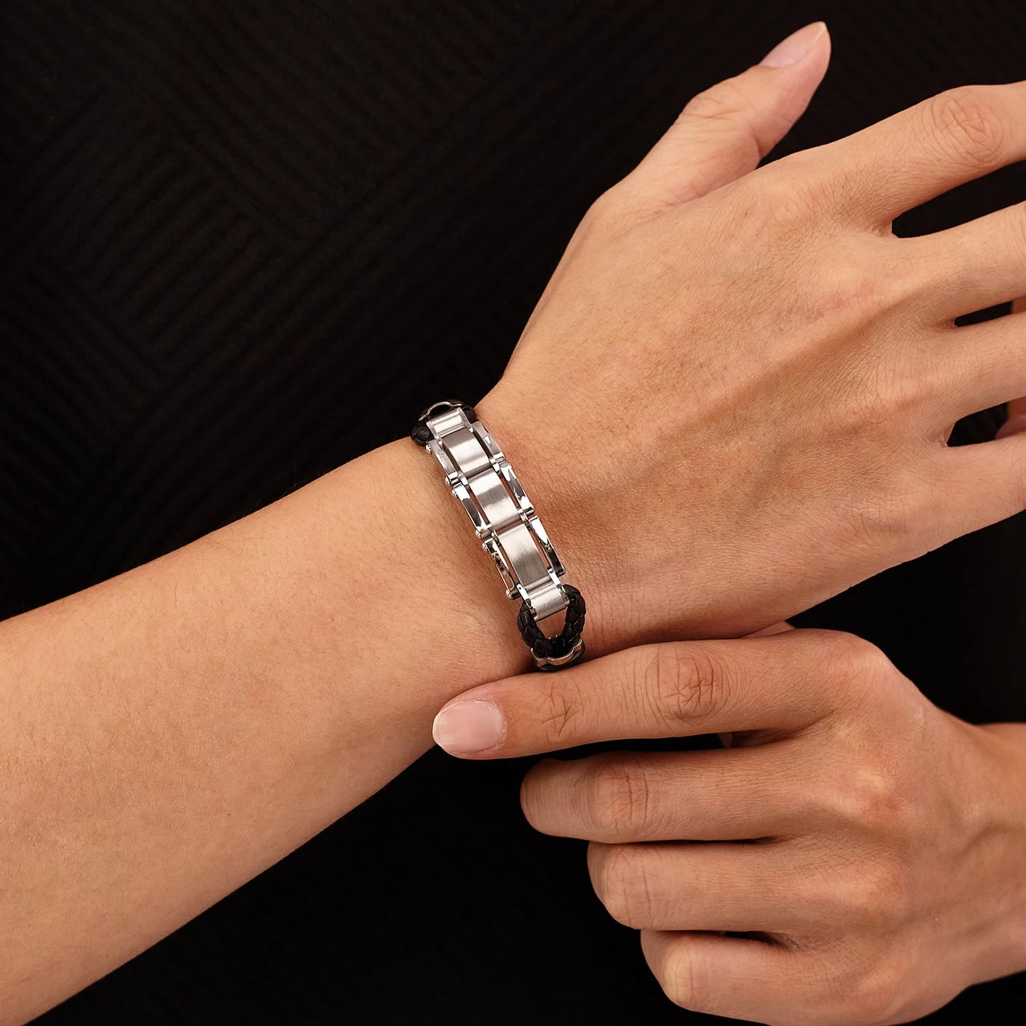 Men’s Biker Chain Leather Bracelet – Double Layer Braided Wristband with Creative Stainless Steel Design, Hip Hop Style