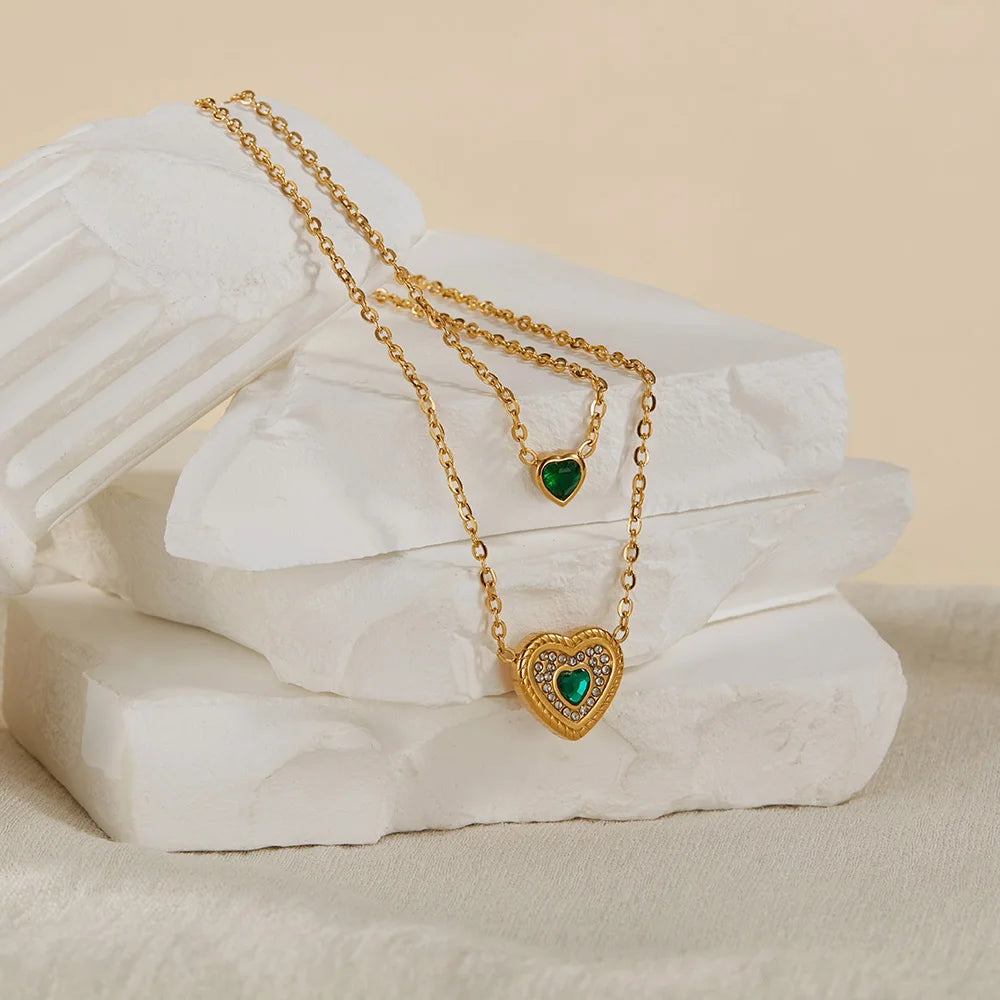 Vintage Double-Layer Emerald Heart Necklace – French Chic Stainless Steel Clavicle Chain for Women