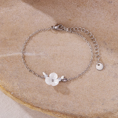 INS-Style Floral Bracelet for Women – Minimalist Stainless Steel Wristwear, Unique Commuter Fashion Jewelry