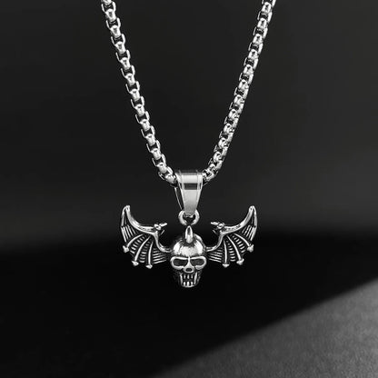 Men’s Punk Skull Pendant Necklace – Gothic Bat Wings Stainless Steel Chain for Streetwear Style