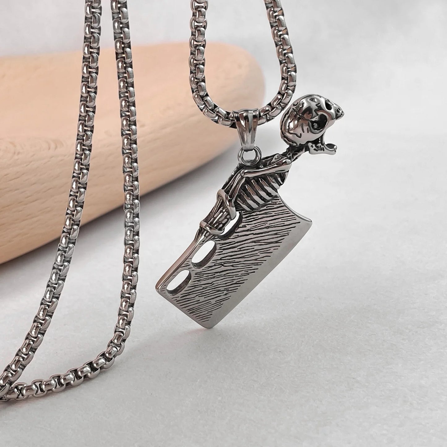 Men’s Punk Skull Cleaver Pendant Necklace – Retro Stainless Steel Butcher Knife Hip Hop Jewelry