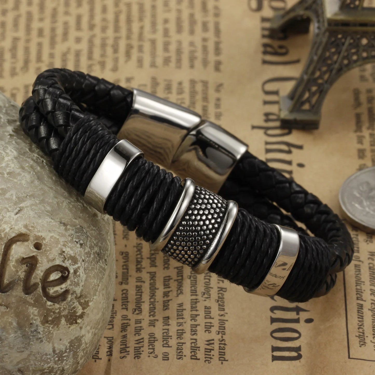 Trendy Personality Bracelet for Men - Versatile Stylish Minimalist Hip-Hop Leather Cuff Jewelry