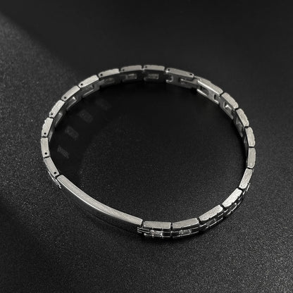 Men’s Curved Plate Stainless Steel Bracelet – Sleek Titanium Band-Style Wristwear, Trendy Minimalist Design